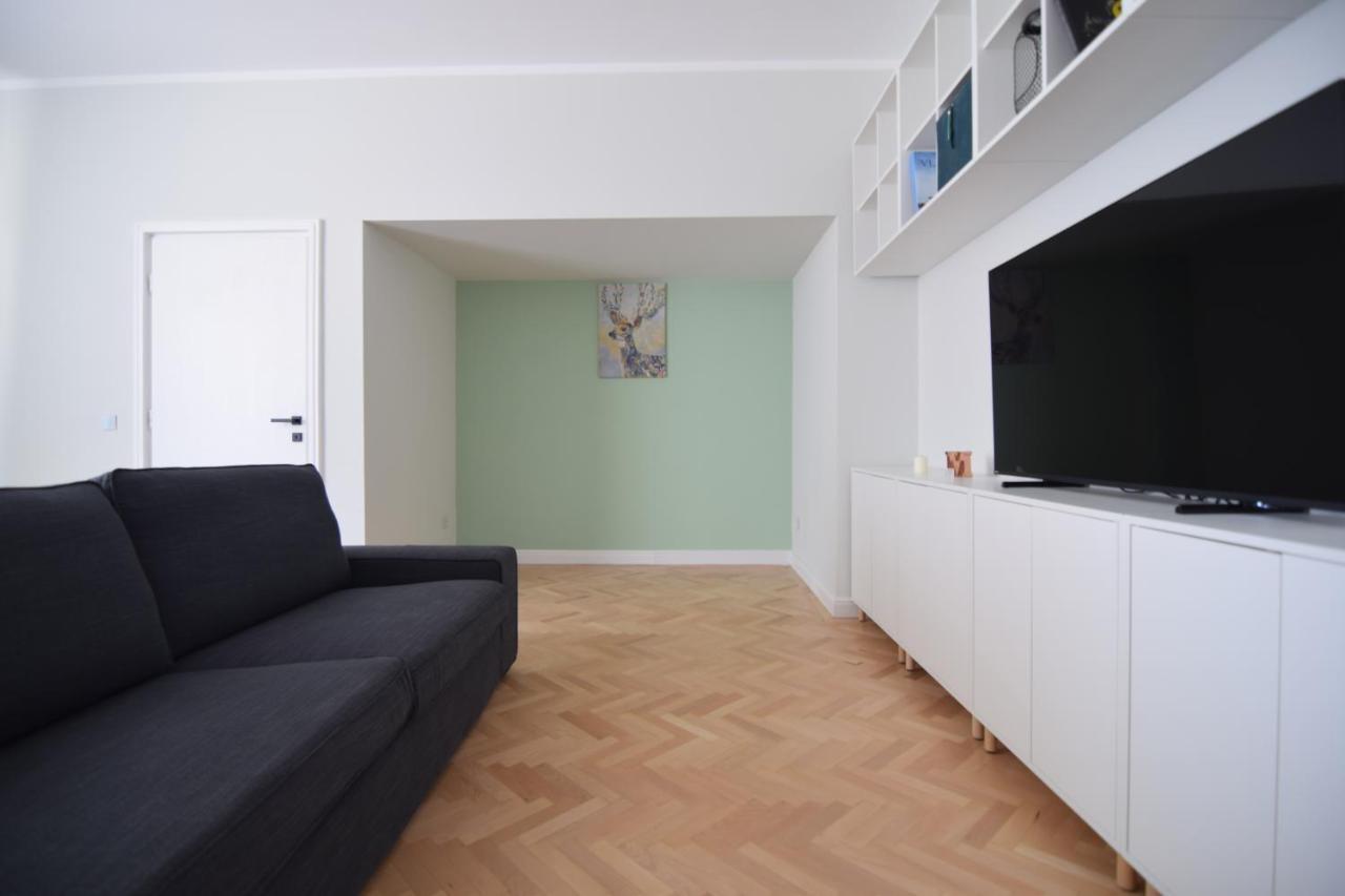 Beautiful Apartment In Old City 布加勒斯特 外观 照片